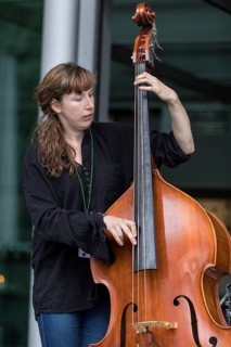 The Swiss music trio Forlorn Elm with David Friedli at the Gitrarre