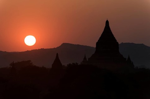 Sunset over Mingalazedi