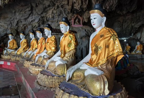 Buddha statues