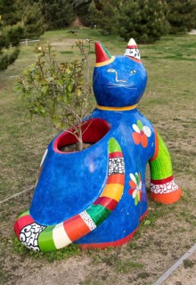 Colourful cat flower-pot