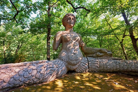 Statue of Echidina
