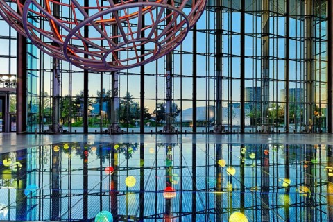 Lattice globe