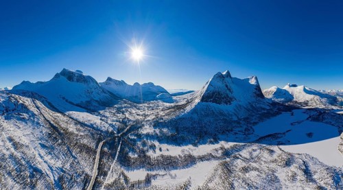 View to Huglhornet and Stortinden at the Efjord