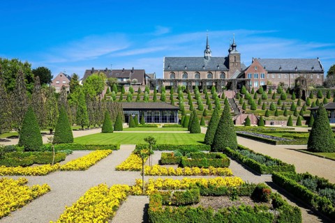 Kamp Monastery with Terrace Garden