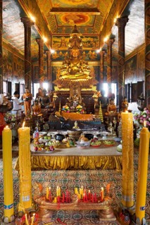 Gilt Bronze Buddha with offerings