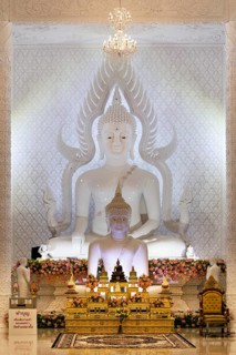 Buddha statues in the white prayer hall