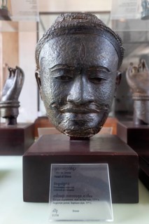 Head of Shiva in bronze
