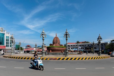 Durian Monument