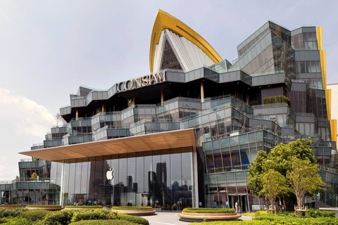 Iconsiam Shopping Centre on Chayo Phraya River