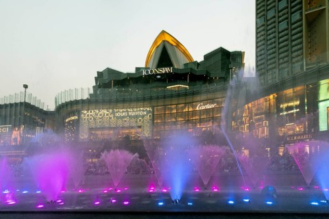Water games with coloured fountains in front of the IconSiam shopping centre