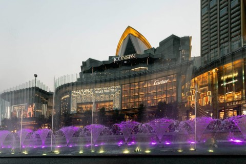 Water games with coloured fountains in front of the IconSiam shopping centre