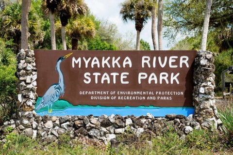 Entrance sign to park