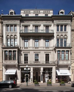 Office and commercial building
