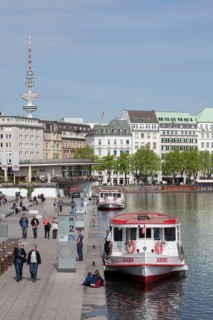 Pier at Jungfernstieg