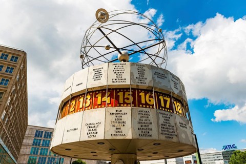 Urania World Clock