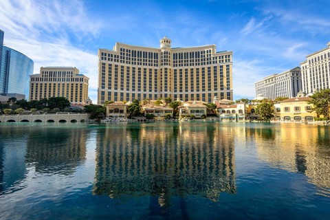 Lake in front of Hotel Bellagio
