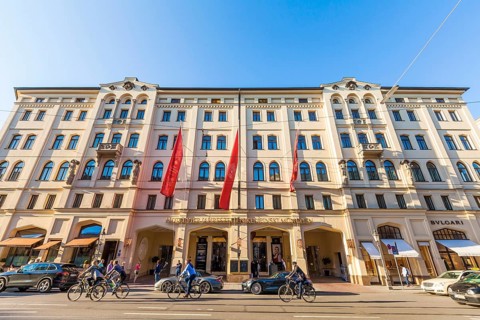 Luxury Hotel Vier Jahreszeiten Kempinski in Maximilianstrasse