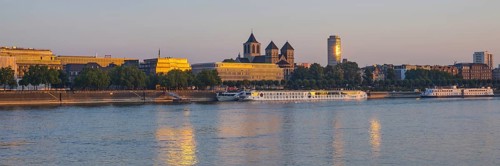 Konrad-Adenauer-Ufer on Rhine