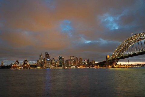Harbour Bridge and skyline at dawn