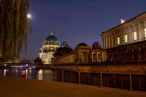 Spree with museum island