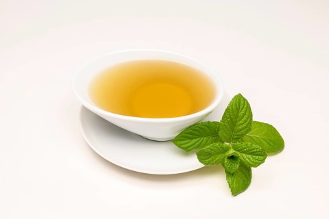 Peppermint tea (Mentha x piperita)