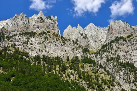 Mountain view from Runica