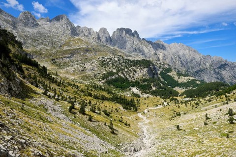 Mountain view from Runica