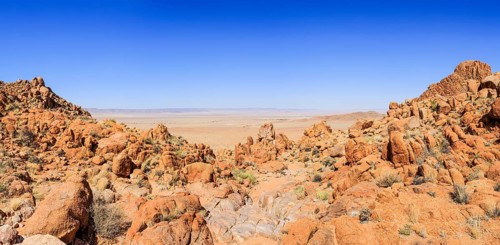 View of the Tiras Mountains to the south