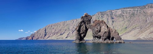 Las Playas Bay with the rock arch Roque de Bonanza