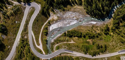 Aerial view of serpentines on the Namlos Pass