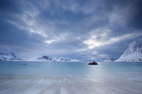 Bay Vikbukta in winter