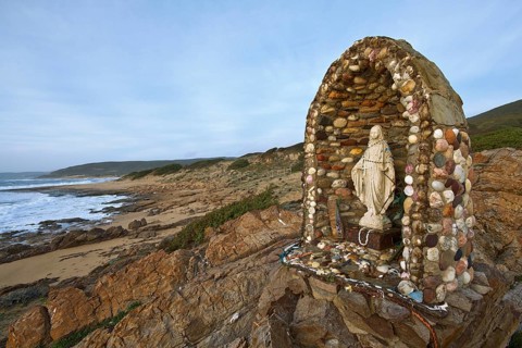 Memorial on the beach of Portu Maga