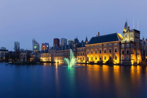 Binnenhof at dusk