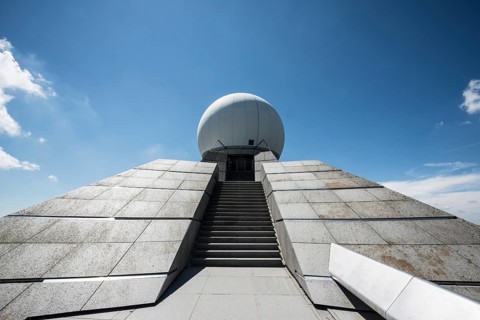 Radar station