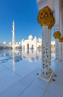 Courtyard of the Sheikh Zayed Mosque