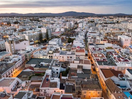 Citty view of Olhao in the evening