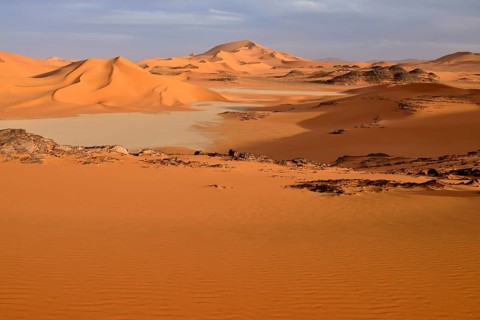 Sand dunes and claypan