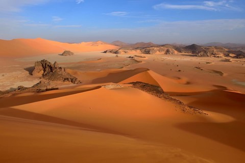 Sanddunes and rock towers at Ouan Zaouatan