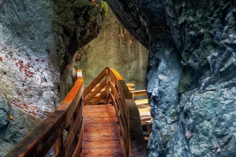 Boardwalk in the Seisenberg Gorge