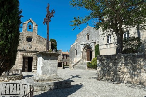 Saint Vincent Church and the Penitents chapel, Les Baux-de-Provence