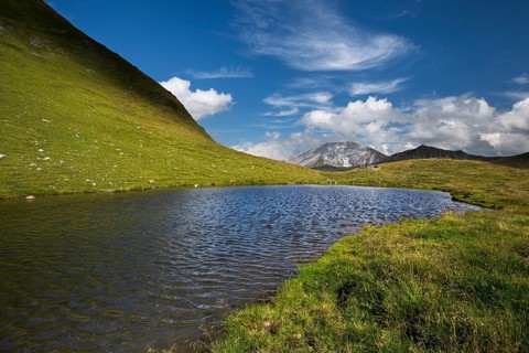 Mountain lake on Hasellochscharte