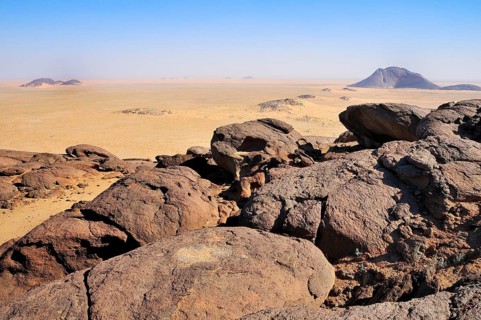View from the Aicha monolith to the second largest monolith in the world