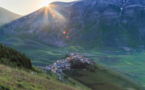 Sunrise at Castelluccio di Norcia