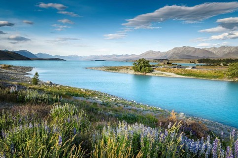 Church of the Good Shepherd at the turquoise Lake Tekapo