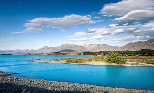 Church of the Good Shepherd at the turquoise Lake Tekapo