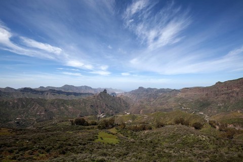 View from Cruz de Tejeda to the mountains