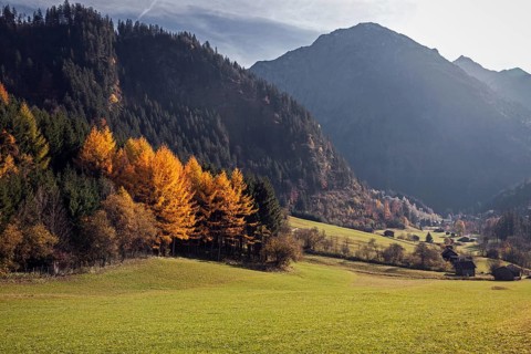 View towards the Hintersteiner Valley in autumn