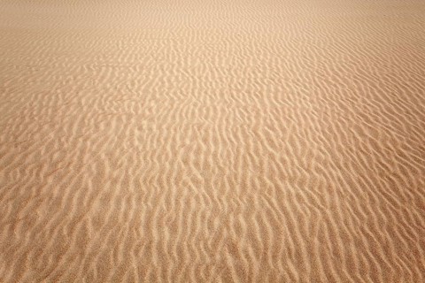 Structures in the sand