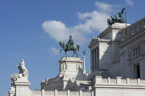 Equestrian statue in front of Vittorio Emanuelle II Monument
