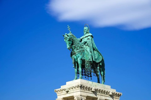 Equestrian statue of King Stephen I of Hungary